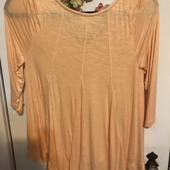 Flowy Top - Picture 2 of 2